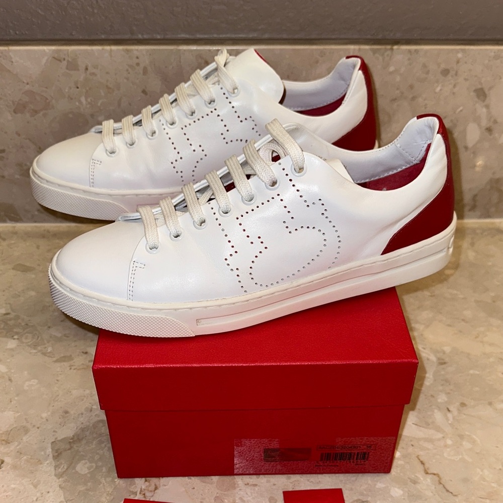 Carolina Herrera White Low-Top Sneakers with Red Heel Detail - Picture 7 of 15